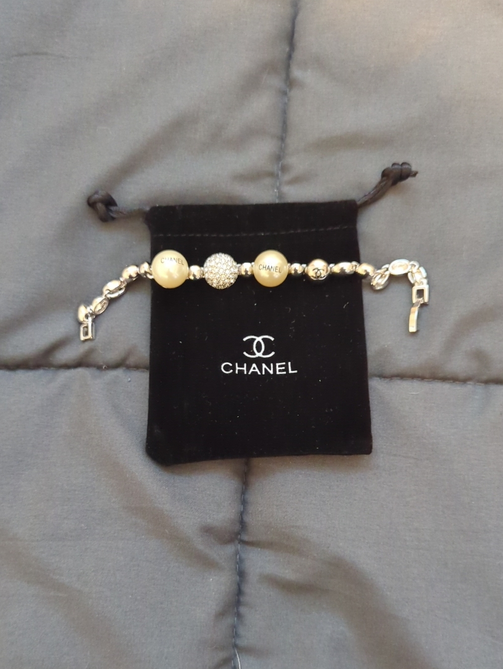 CHANEL Pearl Charm Bracelet Size Small